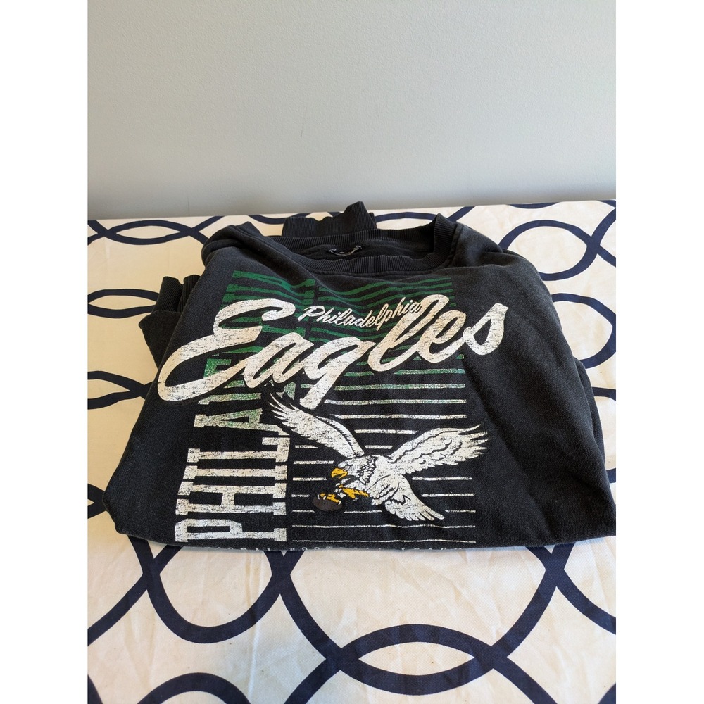 New Era Philadelphia Eagles Sweatshirt Large Black Distressed Graphic Pullover